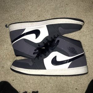JORDAN 1 RETRO SANDED PURPLE